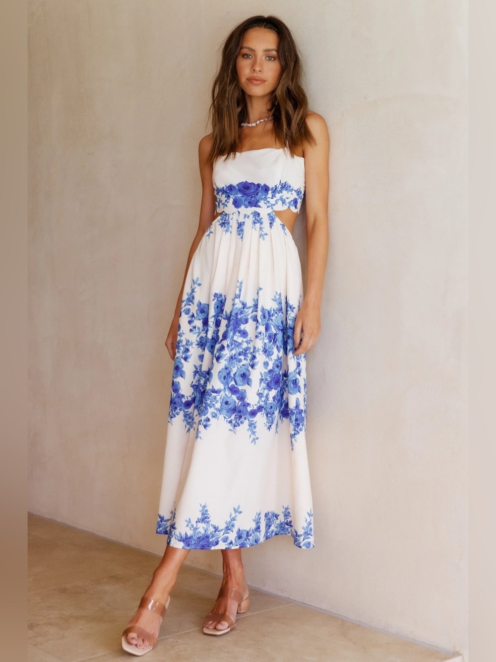 Hello Molly sunny times midi dress in blue floral size small